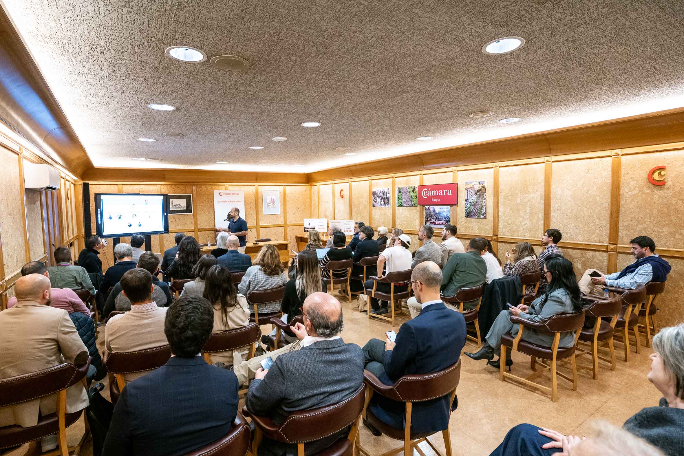 2025-12-16 impulsa startup-1 (1)